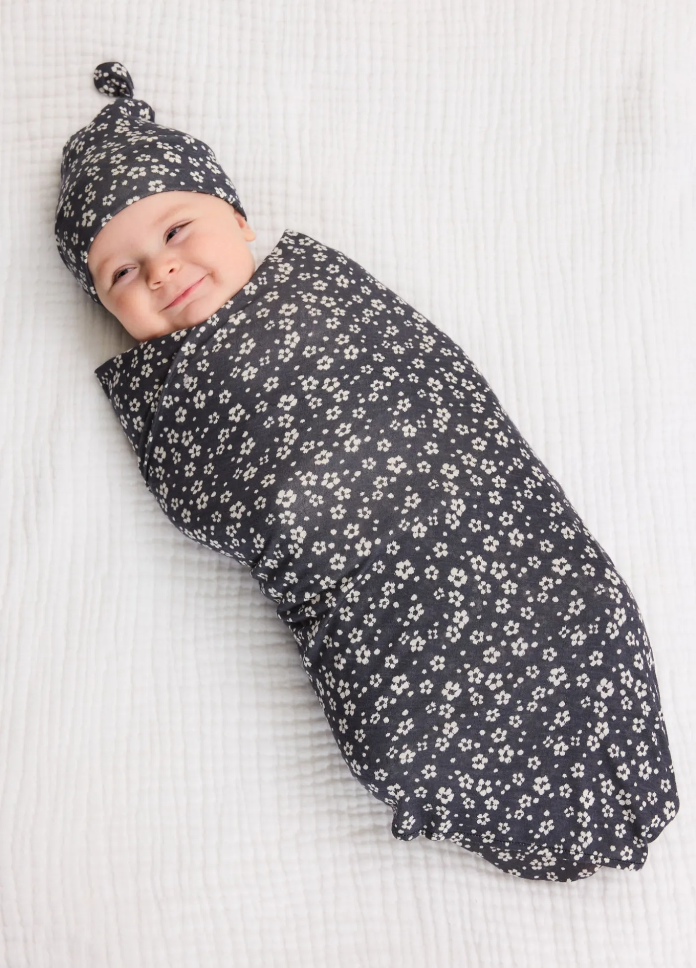 Hatch X Solly Baby Swaddle Hat Set
