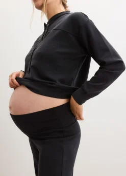 The Cloudease Travel Nursing Pullover