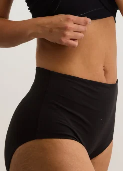 The High Tuck Brief
