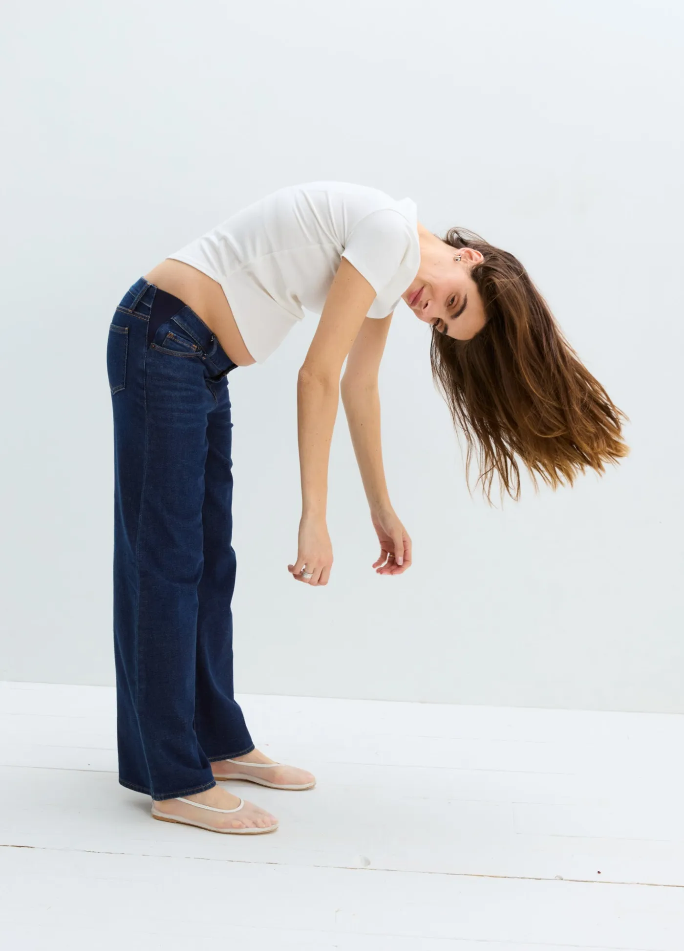 The Relaxed Wide Leg Maternity Jean