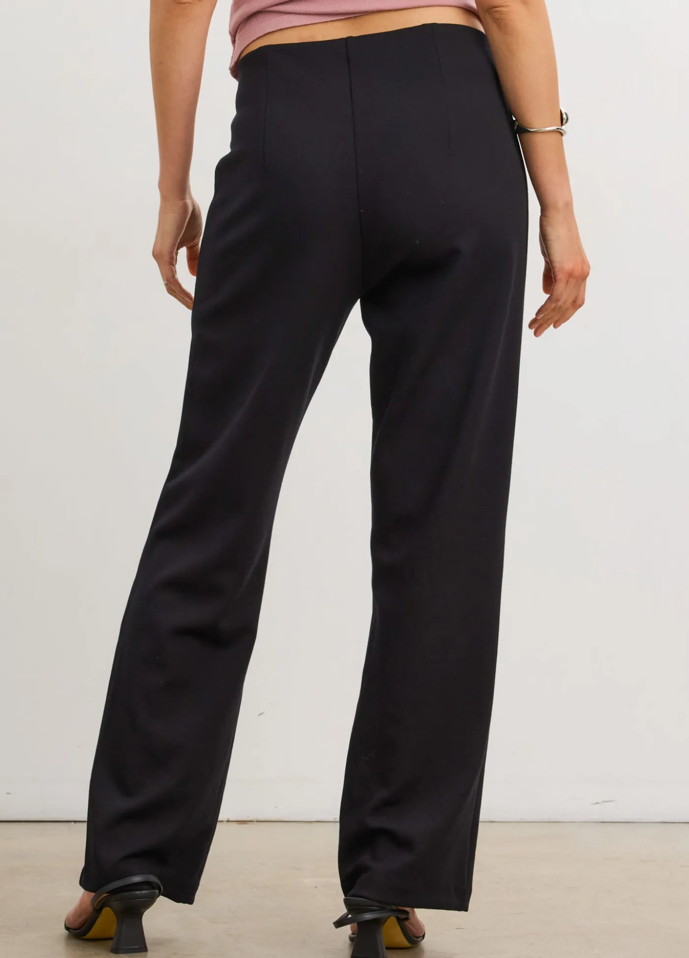 The Seamed Stretch Straight-Leg Work Pant