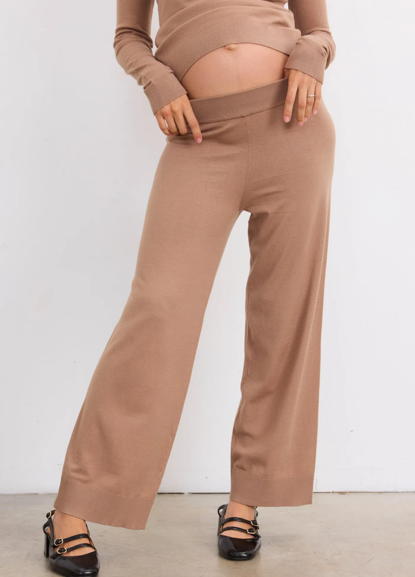 The Softsculpt Knit Crop Pant