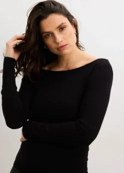 The Softsculpt Show-off Top